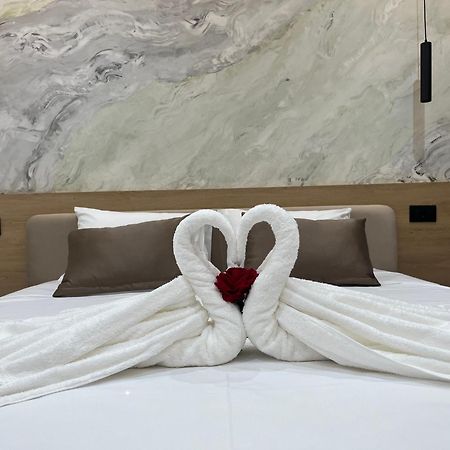 Sun George Bed & Breakfast Himare Luaran gambar