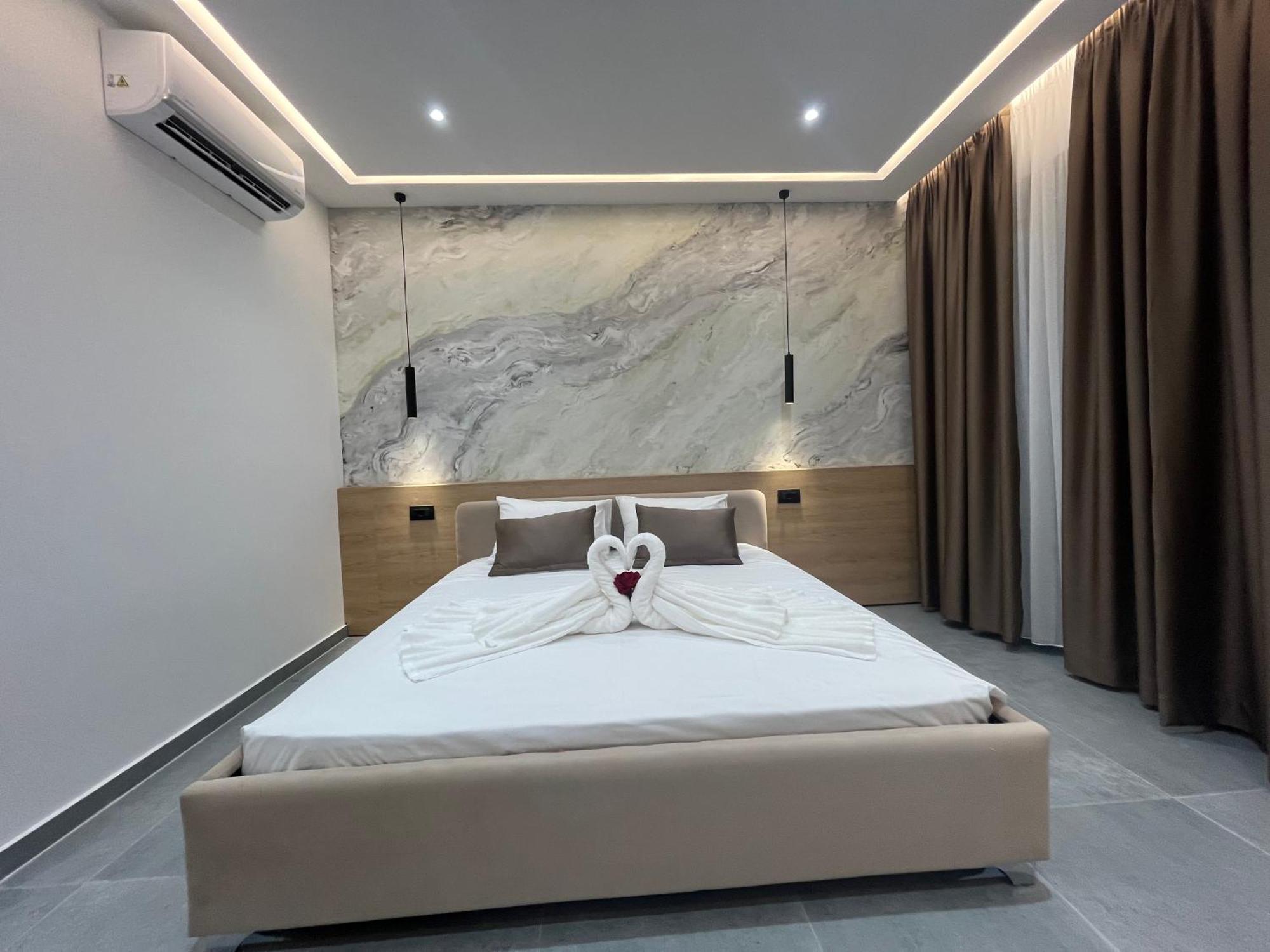 Sun George Bed & Breakfast Himare Luaran gambar