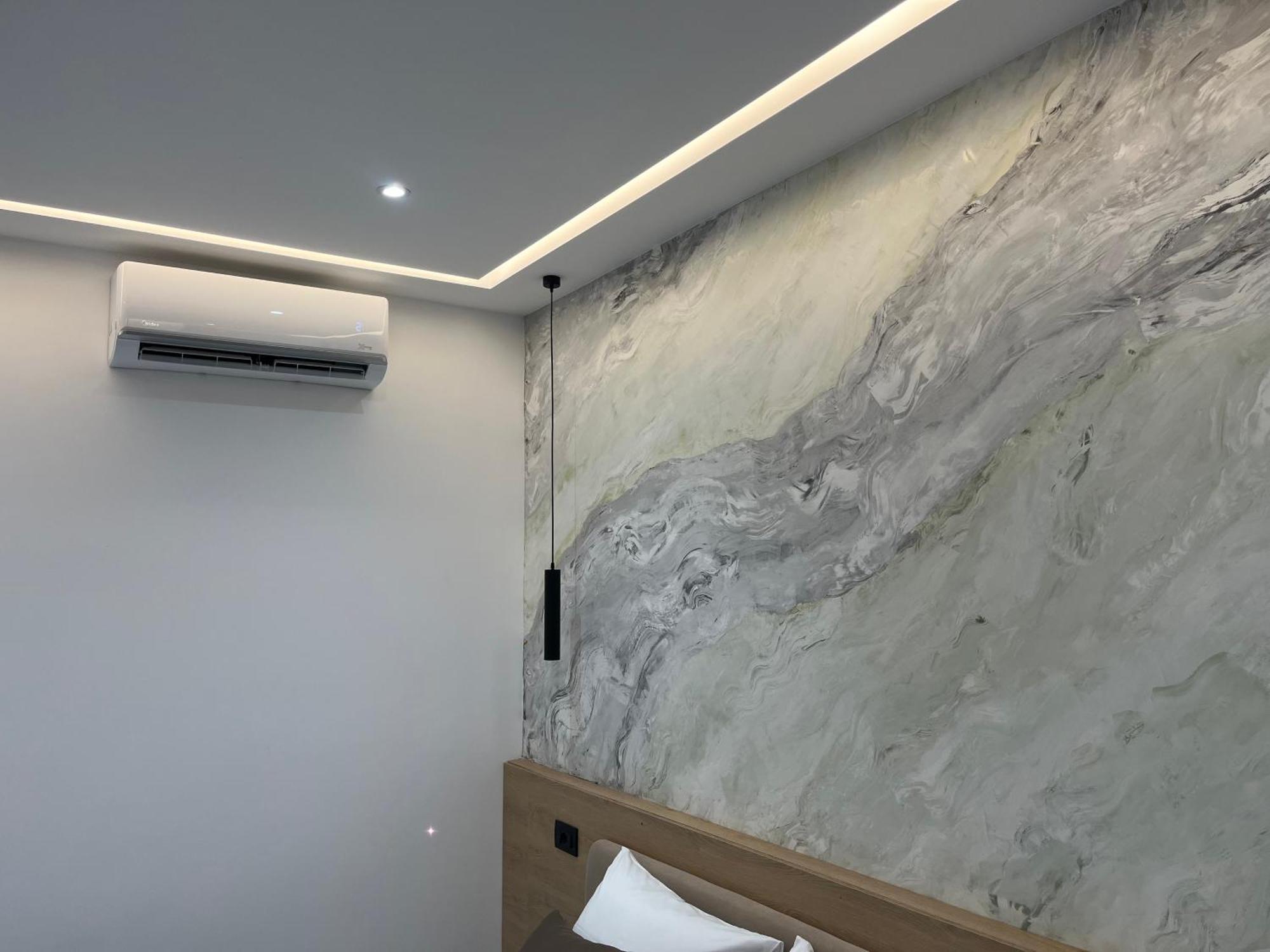 Sun George Bed & Breakfast Himare Luaran gambar