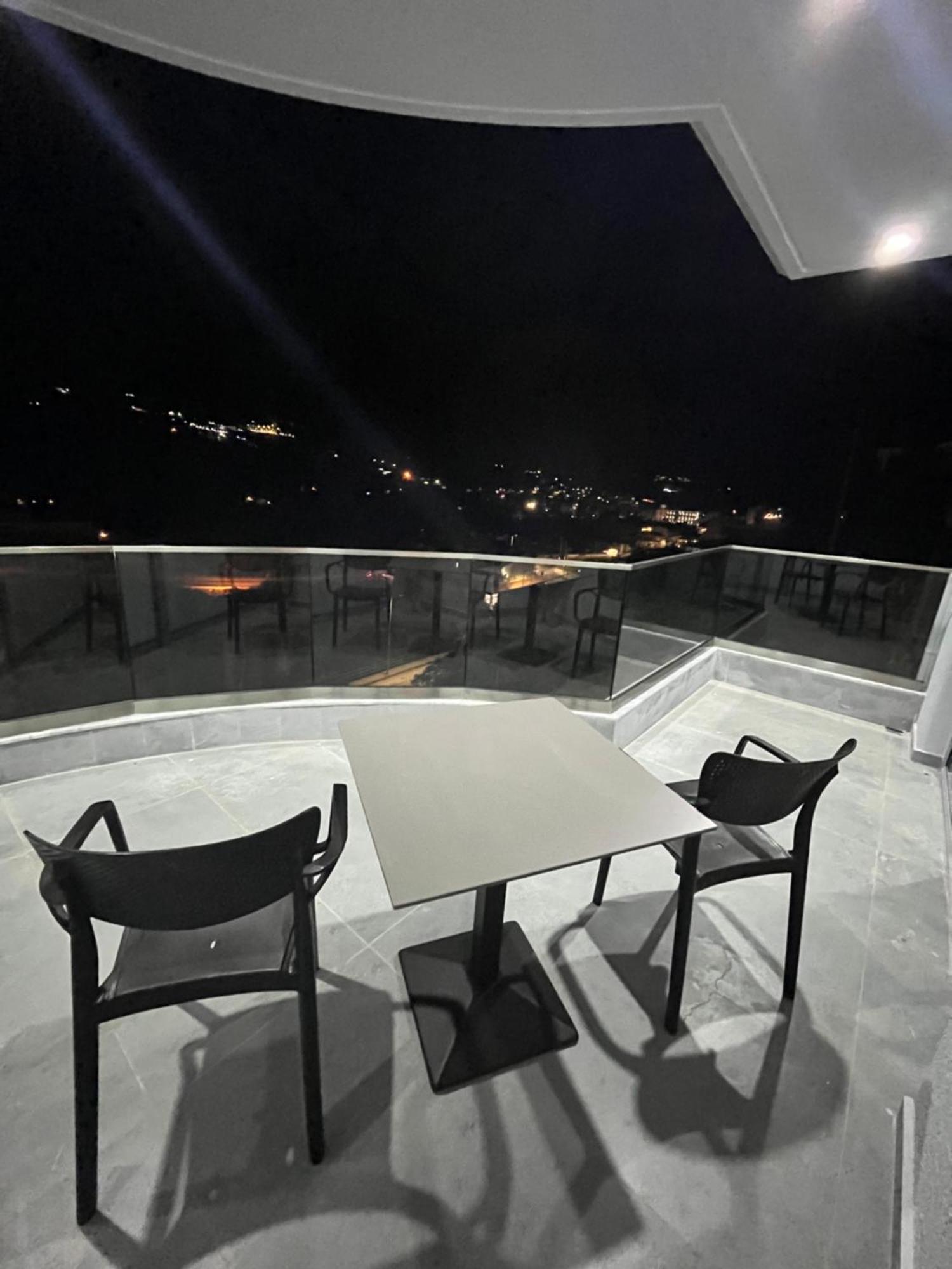 Sun George Bed & Breakfast Himare Luaran gambar